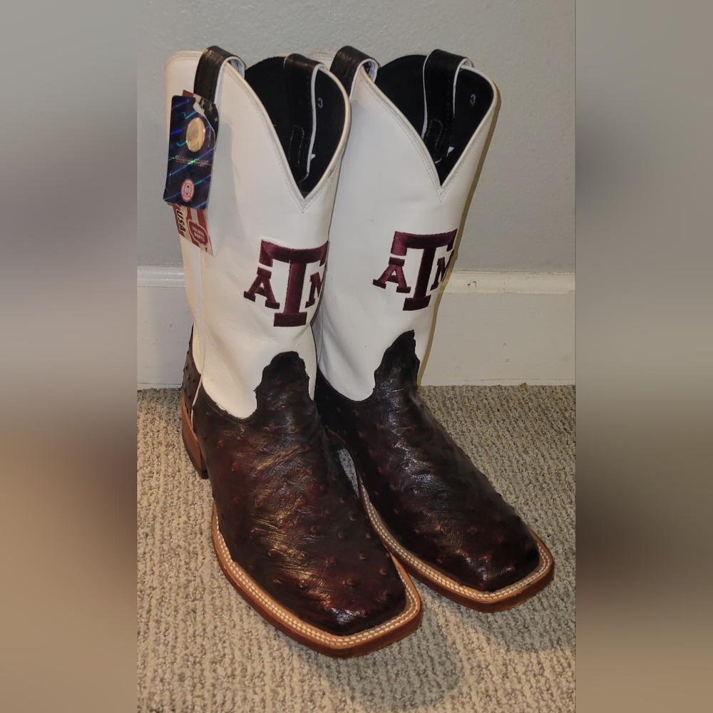 Texas A&M Nocona full quill Ostrich boots size 10.5 EE